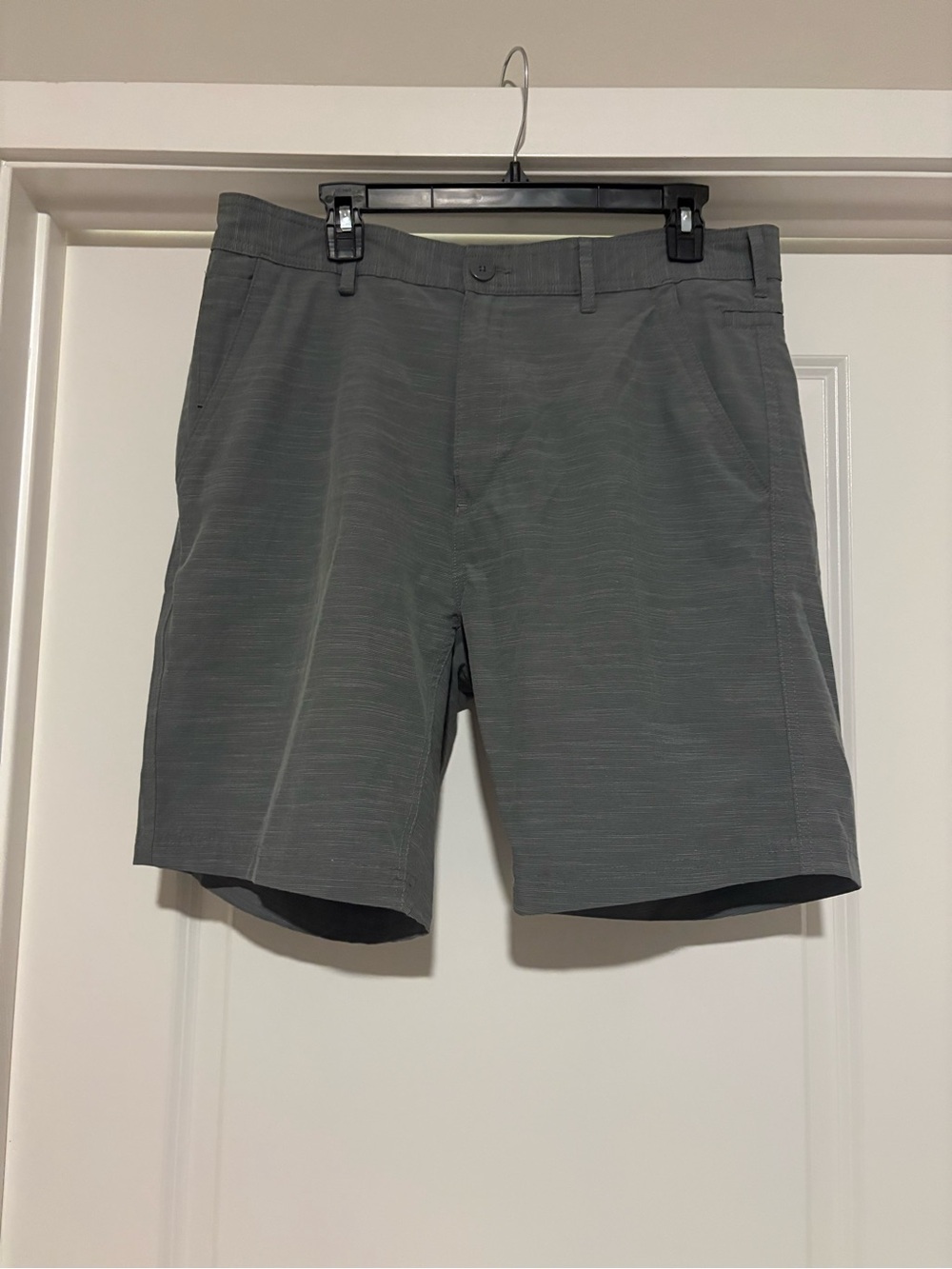 Weekenders Gray Flat-Front Stretch Shorts